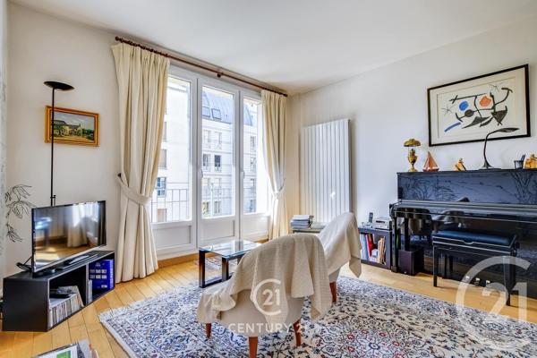 Appartement à vendre  3 pièces - 70,23 m 2   PARIS  - 75015