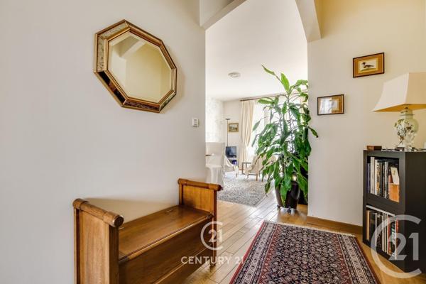 Appartement à vendre  3 pièces - 70,23 m 2   PARIS  - 75015