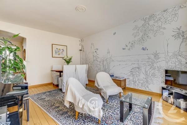 Appartement à vendre  3 pièces - 70,23 m 2   PARIS  - 75015