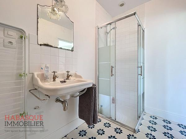 A louer appartement T2 de 44 m² sur TREFLEZ , Treflez
