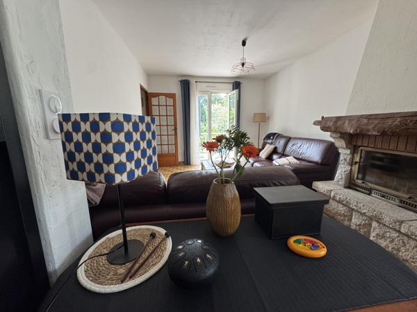 Auray (56400) MAISON DE CHARME RENOVEE 4 CHAMBRES - SUR SOUS SOL COMPLET -TERRAIN 1140 m²