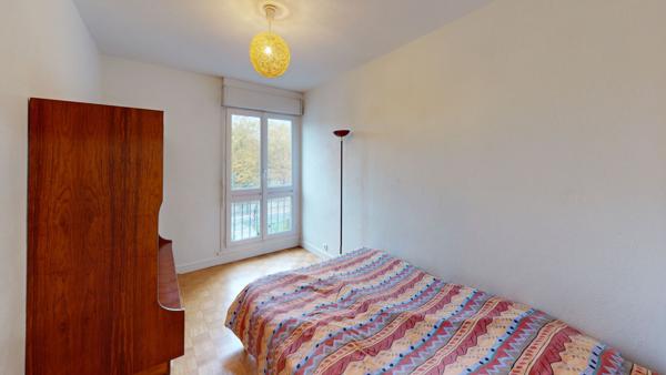 Appartement Ivry Sur Seine 2 pièces avec balcon - 55 m2