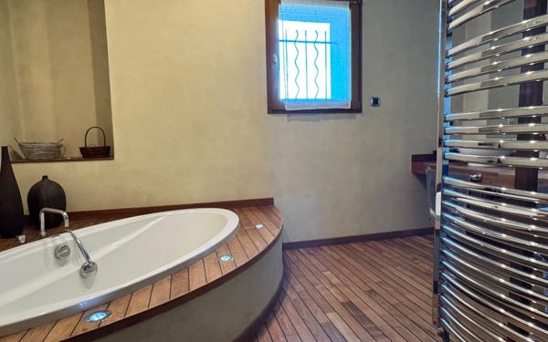 Maison à vendre    5 pièces • 230 m2 Bourg-de-Péage