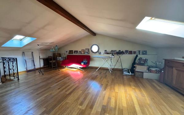 Maison à vendre    5 pièces • 230 m2 Bourg-de-Péage