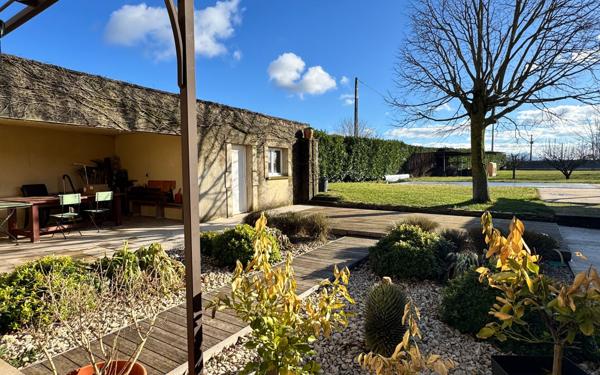 Maison à vendre    5 pièces • 230 m2 Bourg-de-Péage