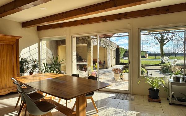 Maison à vendre    5 pièces • 230 m2 Bourg-de-Péage