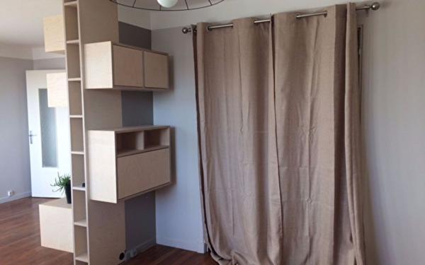 Appartement à louer    3 pièces •  Lyon 4