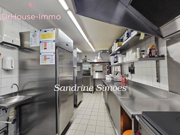 Commerce à vendre 4 pièces de 165 m²