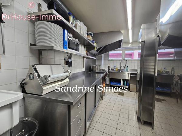Commerce à vendre 4 pièces de 165 m²