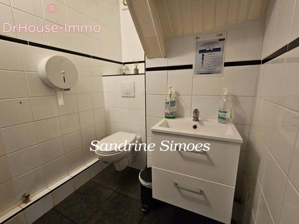 Commerce à vendre 4 pièces de 165 m²