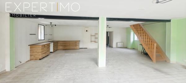 Dignac (16410) Maison Contemporaine de 170 m² sur 1 Hectare,4 chambres