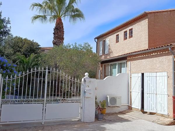 Maison - 5 pièces - Hyères