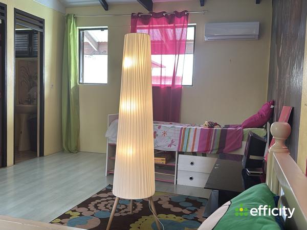 Maison 6 pièces - 250 m²