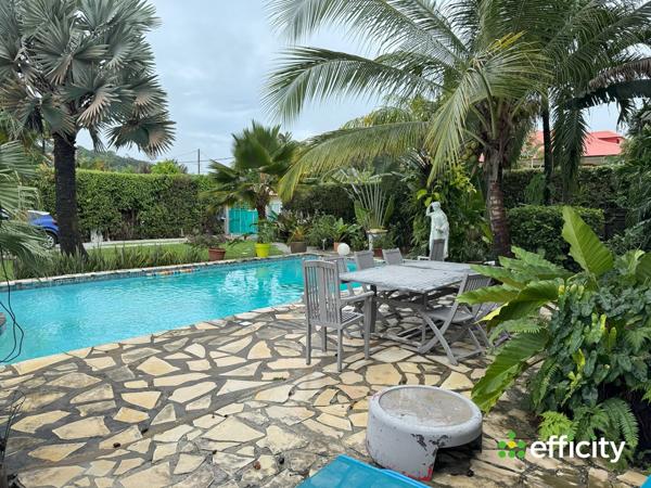 Maison 6 pièces - 250 m²