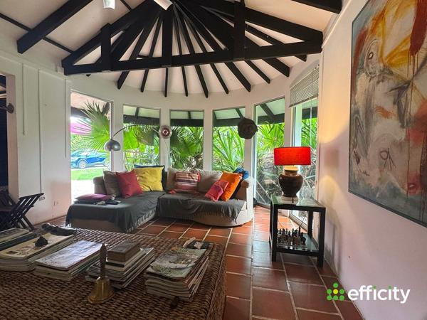 Maison 6 pièces - 250 m²