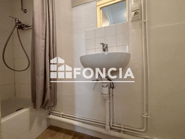 Location Studio 19.75 m² - 6 PLACE FERNAND REY Lyon 69001