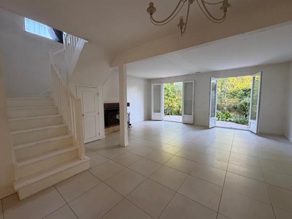 SUPERBE MAISON FAMILIALE