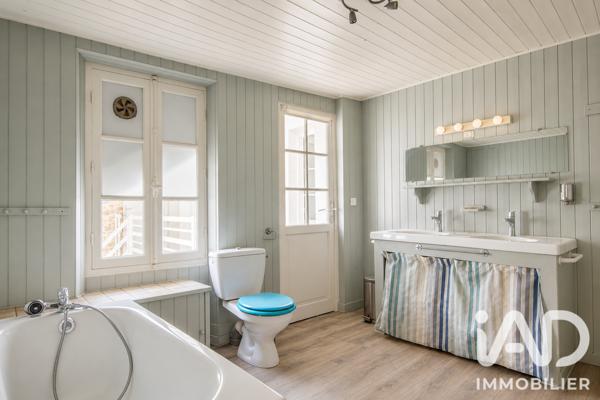 Maison à vendre 11 pièces 295 m² Linas