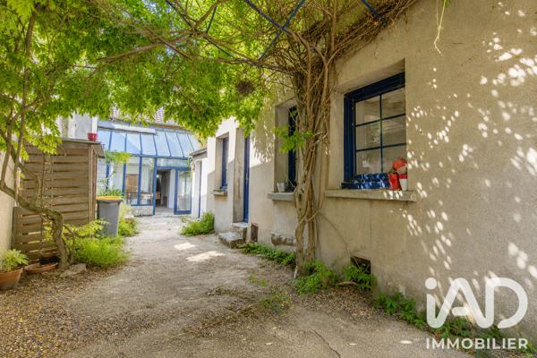 Maison à vendre 11 pièces 295 m² Linas