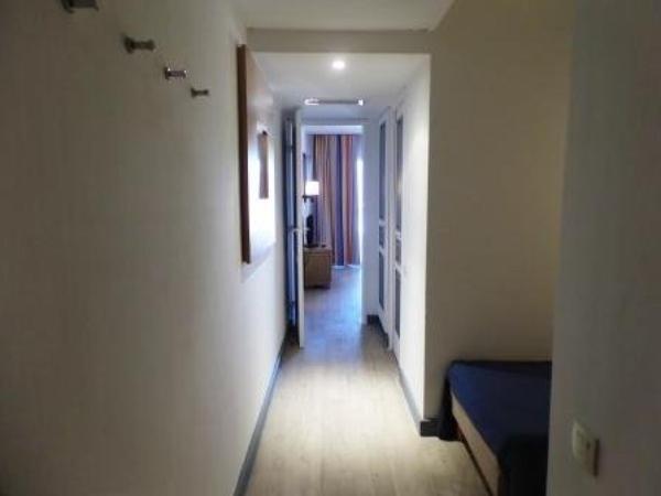 CANNES LA BOCCA CENTRE STUDIO coin nuit séparé