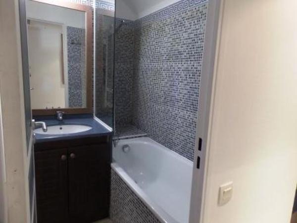 CANNES LA BOCCA CENTRE STUDIO coin nuit séparé