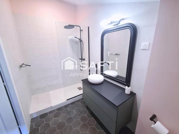 PIGNANS – Maison de Maître d’exception de 300m2 au cœur du village avec jardin et piscine