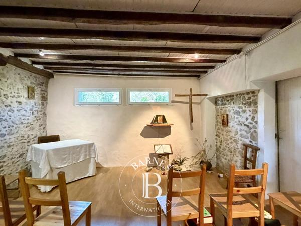 Dourdan, Propriété 20 Chambres -  700 m² à vendre