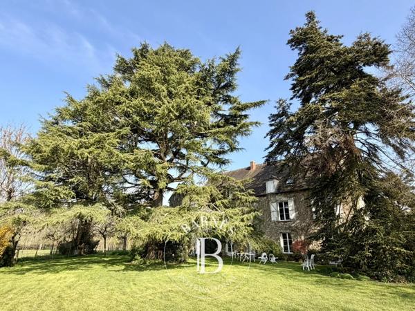 Dourdan, Propriété 20 Chambres -  700 m² à vendre