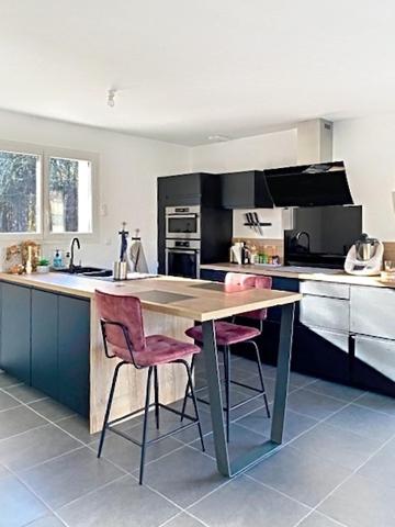 Maison moderne au coeur de la forêt des Landes