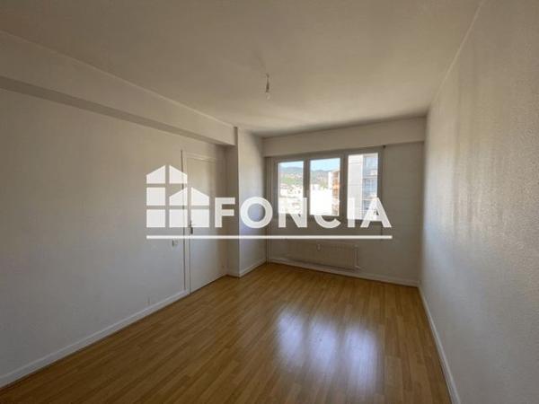 Location Appartement 2 pièces 57.2 m² - 57 RUE BONNABAUD Clermont Ferrand 63000