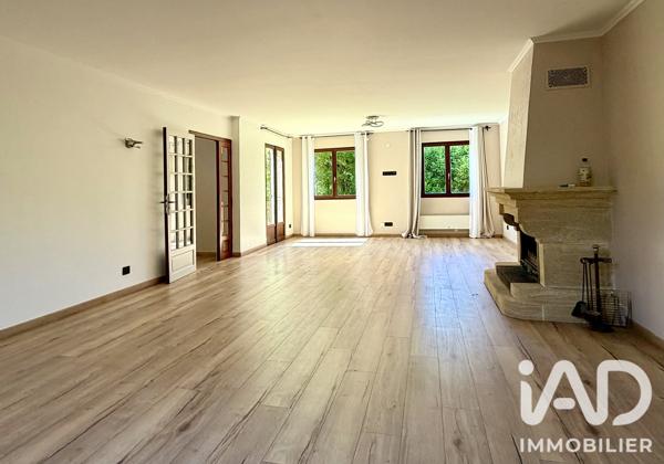 Maison à vendre 7 pièces 180 m² Saint-Leu-la-Forêt