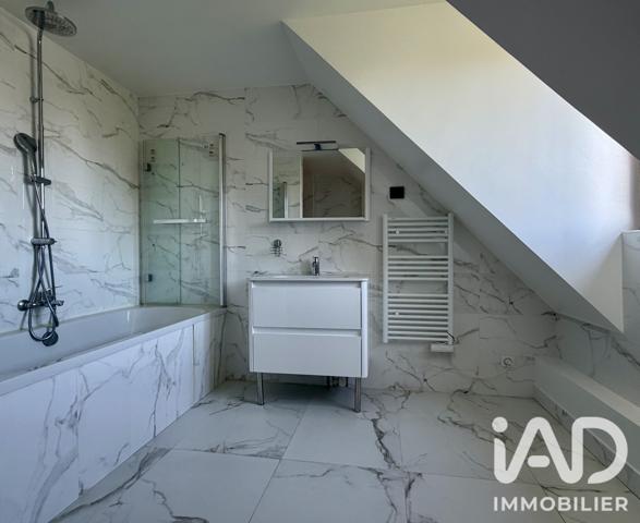 Maison à vendre 7 pièces 180 m² Saint-Leu-la-Forêt