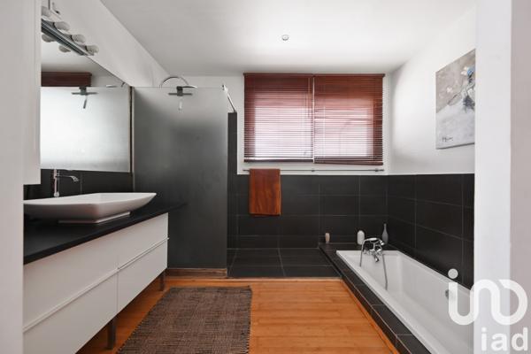 Appartement à vendre 5 pièces 152 m² Marseille 11