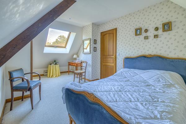 Vente Maison270 m² - 7 Pièces - LES SORINIERES (44840)