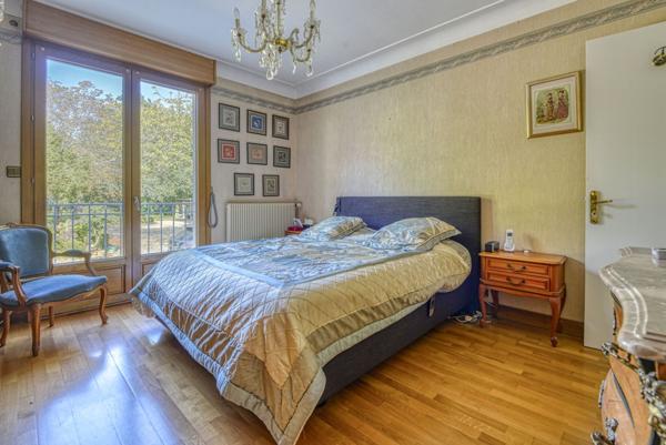 Vente Maison270 m² - 7 Pièces - LES SORINIERES (44840)