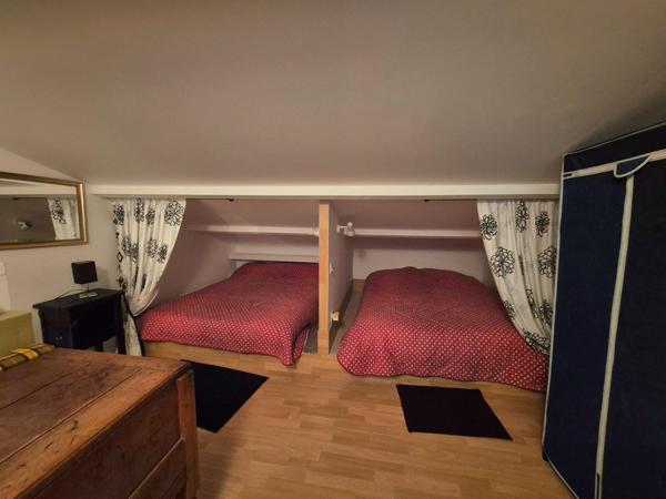 BELLE VILLA 134 m2 sur 1000 ou 1900 m2 de terrain