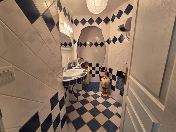 BELLE VILLA 134 m2 sur 1000 ou 1900 m2 de terrain