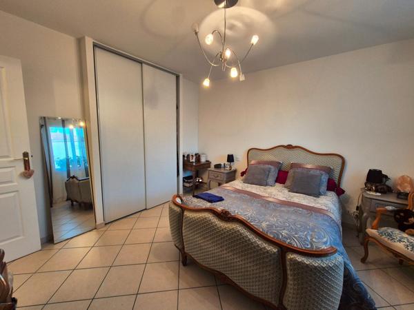 BELLE VILLA 134 m2 sur 1000 ou 1900 m2 de terrain