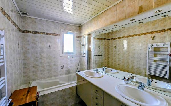 Maison à vendre    5 pièces • 145 m2 Mauguio