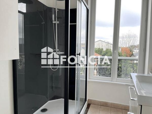 Location Appartement 2 pièces 40.7 m² - 27/29 ALLEE DU JARDIN ANGLAIS Le Raincy 93340