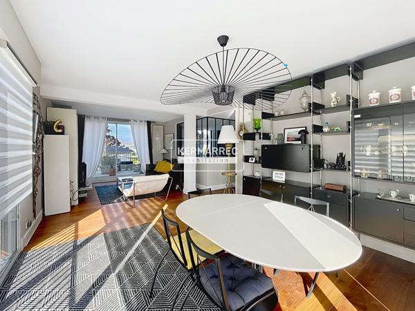 Maison 7 pièces – 240 m² environ à Saint-Grégoire (ref : 40580)