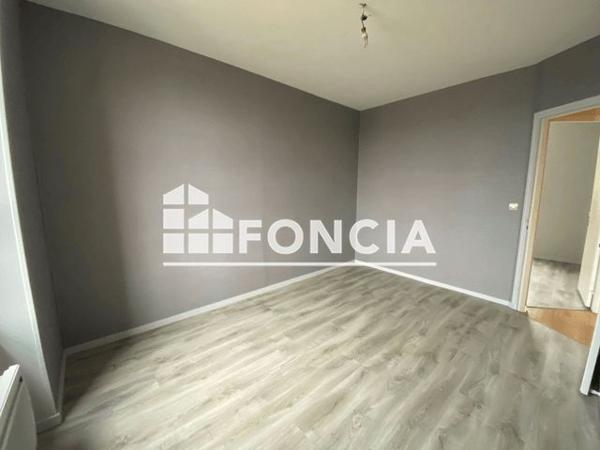 Location Appartement 3 pièces 39.23 m² - 1 RUE DE TILLANCOURT Chateau Thierry 02400