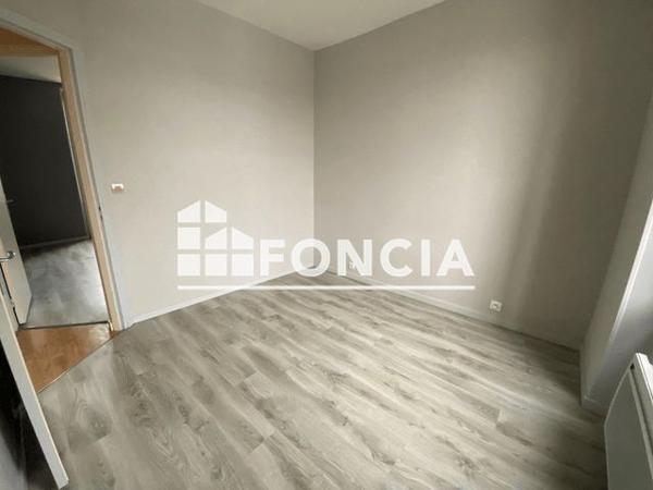 Location Appartement 3 pièces 39.23 m² - 1 RUE DE TILLANCOURT Chateau Thierry 02400