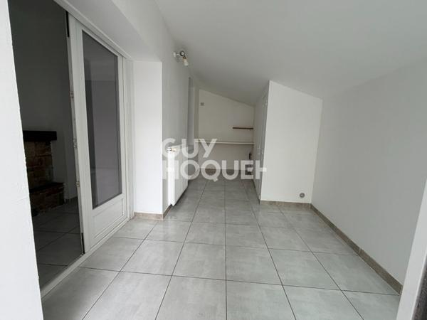 Maison de ville individuelle, à vendre à PÉRONNE (80200).