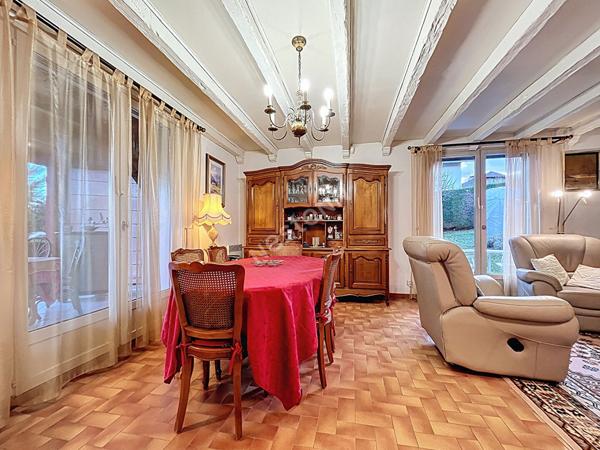 POISY _ Maison individuelle 5 pièces de 119 m², avec terrain arboré de 1000 m²