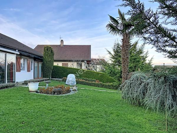 POISY _ Maison individuelle 5 pièces de 119 m², avec terrain arboré de 1000 m²