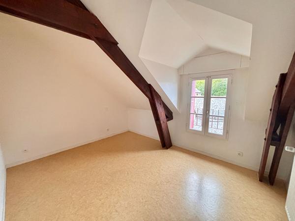 A LOUER - Maison 4 chambres centre de Saint Meen Le Grand
