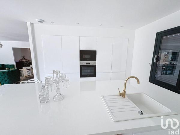 Maison à vendre 4 pièces 121 m² La Couronne