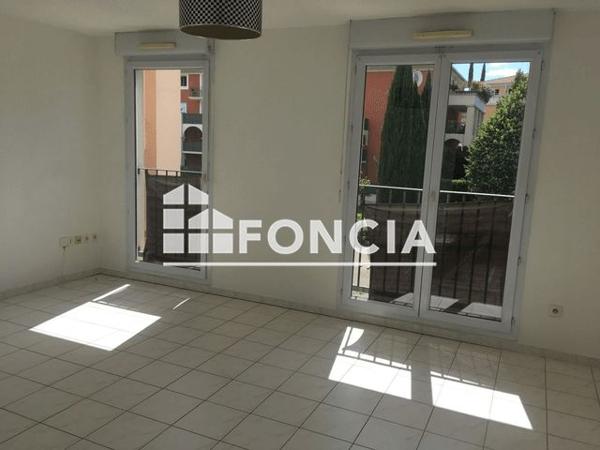 Location Studio 26.6 m² - 45 AV SAINT MITRE DES CHAMPS Aix-en-provence 13090