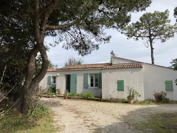 A deux pas de la plage de la Loge